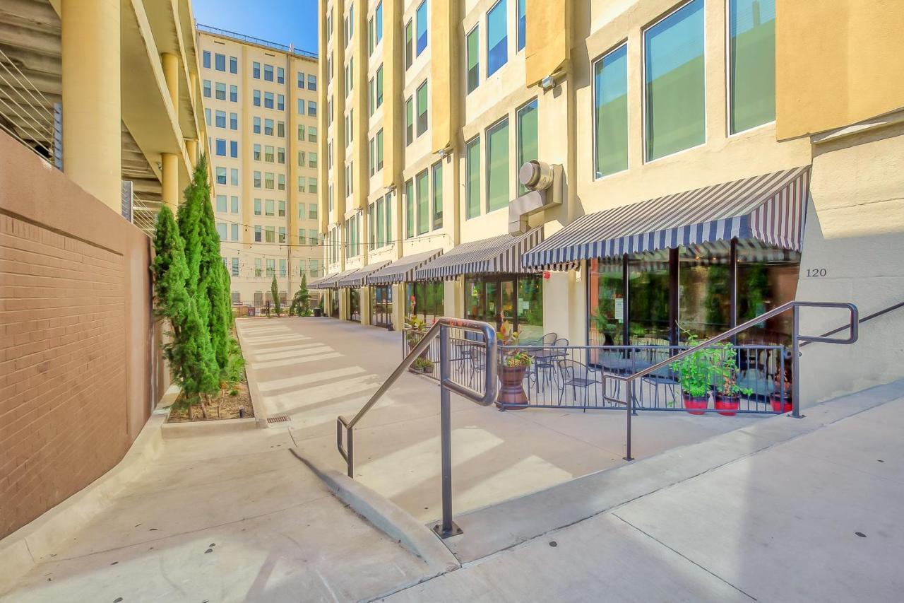 Luxury Downtown Dallas Stay By Amyfinehouse Exterior photo